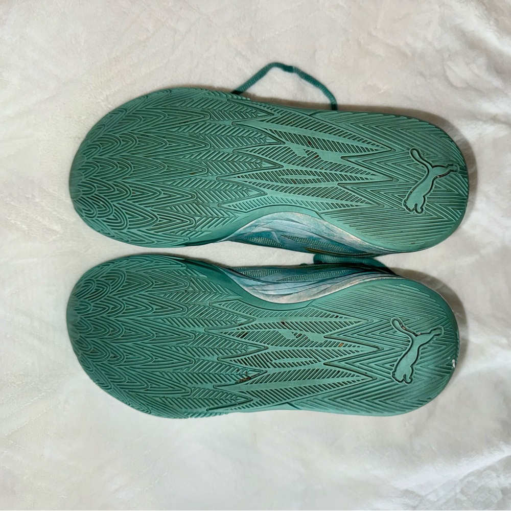 Puma Teal and Light Teal Athletic Sneakers - Picture 4 of 10